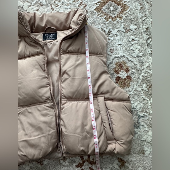 Streetwear Society Tan Puffer Vest - Picture 4 of 5